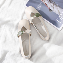 Bean Bean Shoes 2022 New Womens Bull Gluten Bottom Genuine Leather Square Head Light Mouth Single Shoes Woman Soft Leather Flat-bottomed Mary Precious Womens Shoes