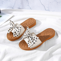 Sandslippers 2022 New female outwear Non-slip Bull Fascia Soft Bottom Slippers Leather Head Layer Cow Leather Pregnant Women Flat Bottom Shoes