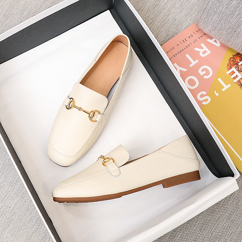Leather loafers women's 2022 new spring and autumn horsebit buckle a pedal British soft leather soft bottom square toe flat shoes