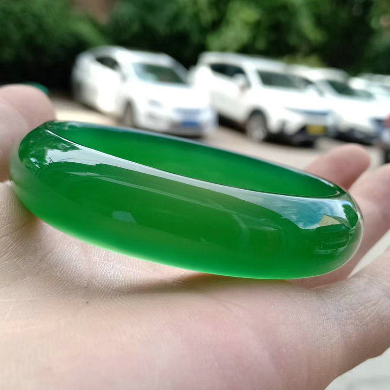 Natural ice green jade bracelet emperor green jade bracelet green granube bracelet