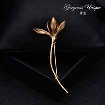 Korean minimalist flower plant lady brooch hand-painted Lotus three-dimensional elegant suit corsage shawl buckle