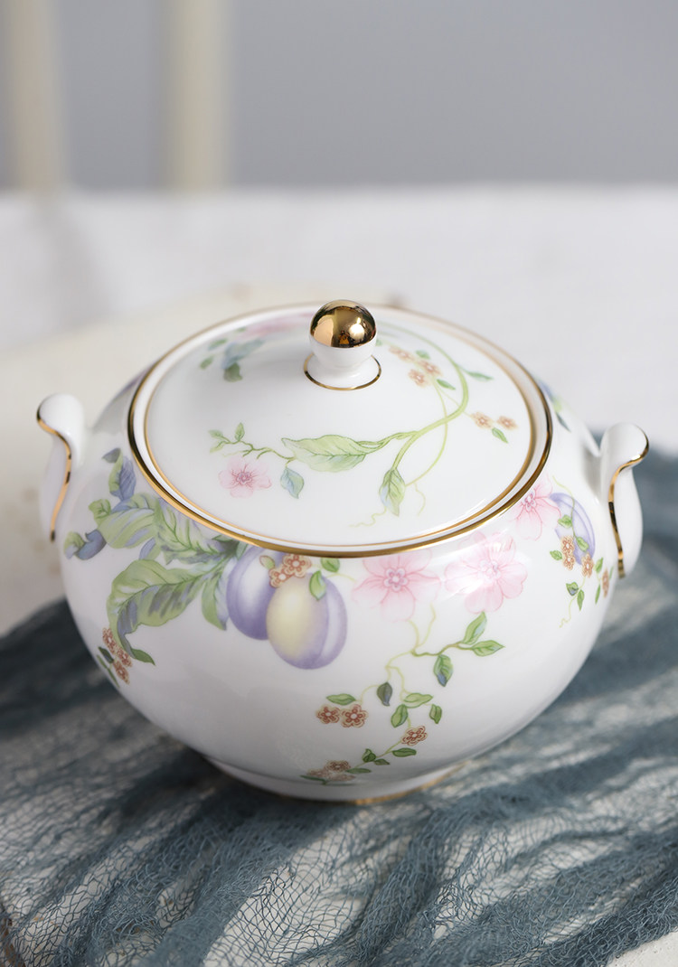 Сейчас в наличии великобритания подлинный Wedgwood Sweet Plum сладкий ягода костяной фарфор кофе Оборудование сахарное бак банка 