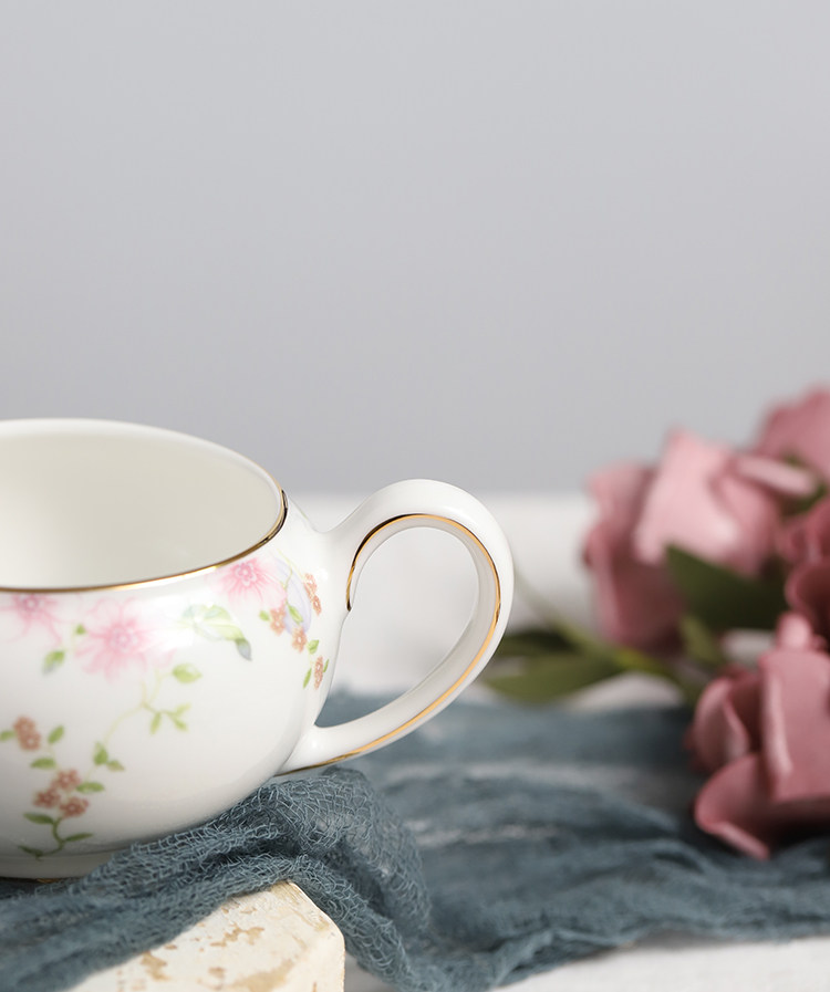 Сейчас в наличии великобритания подлинный Wedgwood Sweet Plum сладкий ягода костяной фарфор кофе Оборудование сахарное бак банка 