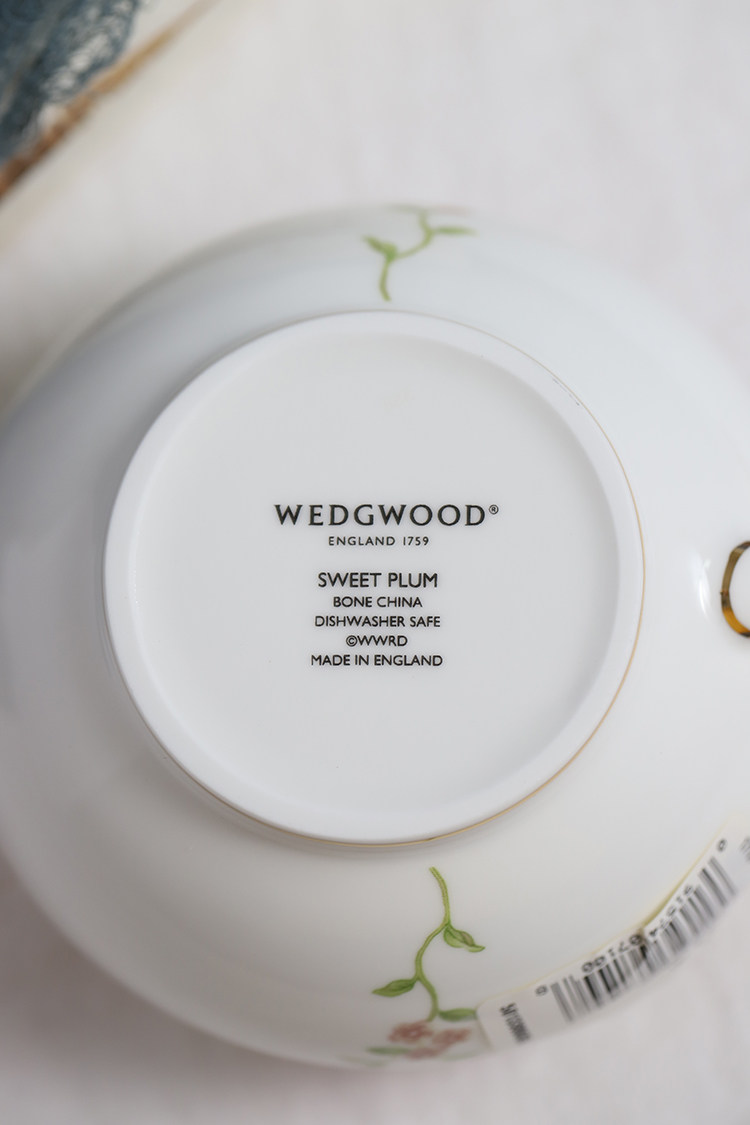 Сейчас в наличии великобритания подлинный Wedgwood Sweet Plum сладкий ягода костяной фарфор кофе Оборудование сахарное бак банка 