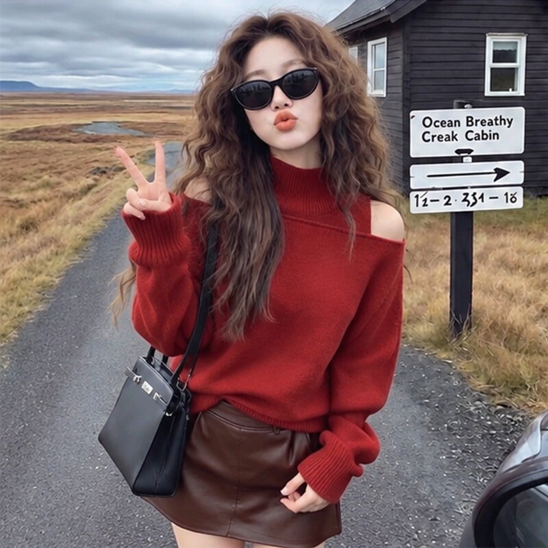 Korean Style Off-The-Shoulder Halterneck Knitwear for Women, New Autumn and Winter Fashion, Niche Lazy Style, Loose Long-Sleeved Sweater Two-Piece Set Korean Style Off-The-Shoulder Halterneck Knitwear for Women, New Autumn and Winter Fashion, Niche Lazy Style, Loose Long-Sleeved Sweater Two-Piece Set