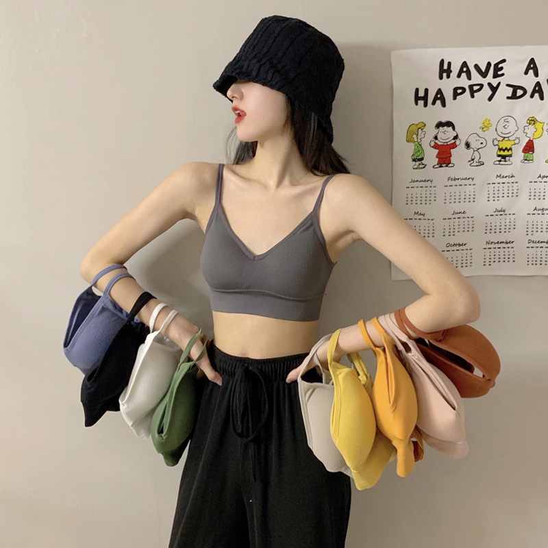 French triangle cup one-piece seamless underwear female no steel ring summer thin section small chest gathered adjustable underwear tide