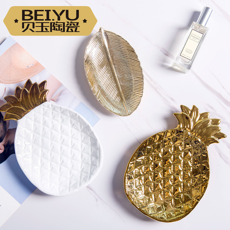 Beyu Nordic Fashion Plated Gold Jewellery Pan Ceramic Necklace tray Decorative Plate Table Top of the table