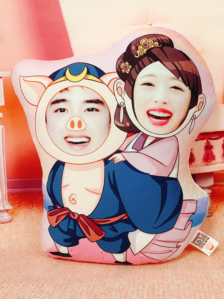 Custom-made pig back daughter-in-law cartoon doll Couple pillow to send wife husband funny Tanabata gift woman
