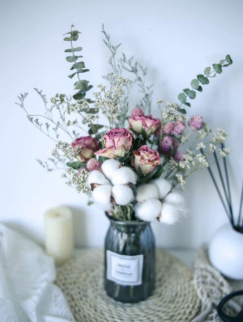 bó hoa ins Bắc Âu khô hồng thực quán cà phê phòng khách trang trí thiết lập nhà trang trí thiết lập những món quà sinh nhật.
