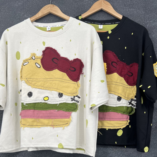 ຂະໜາດໃຫຍ່ພິເສດ ໄຂມັນ mm trendy brand Kitty cat heavy industry embroidered hole patch short-sleeved T-shirt women's loose half-sleeved top