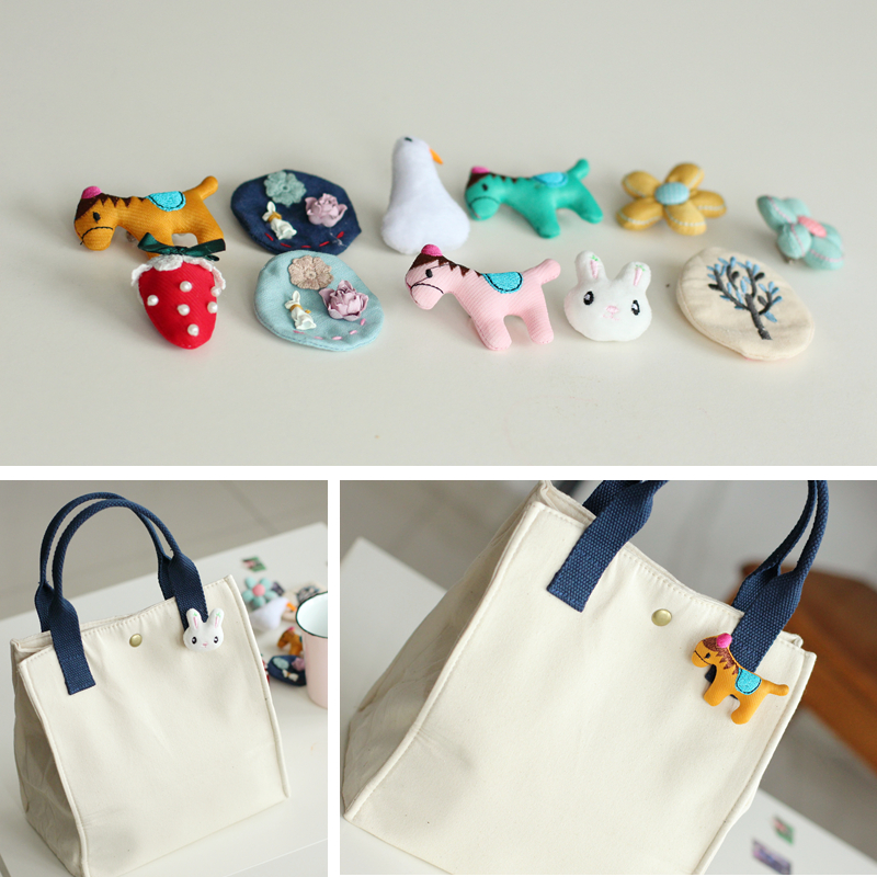 (Cat Family Small Items) Small Ornament Second Bullet Brooch Hand Homemade Cloth Art Lunch Box Bag Accessories Senteal Art-Taobao