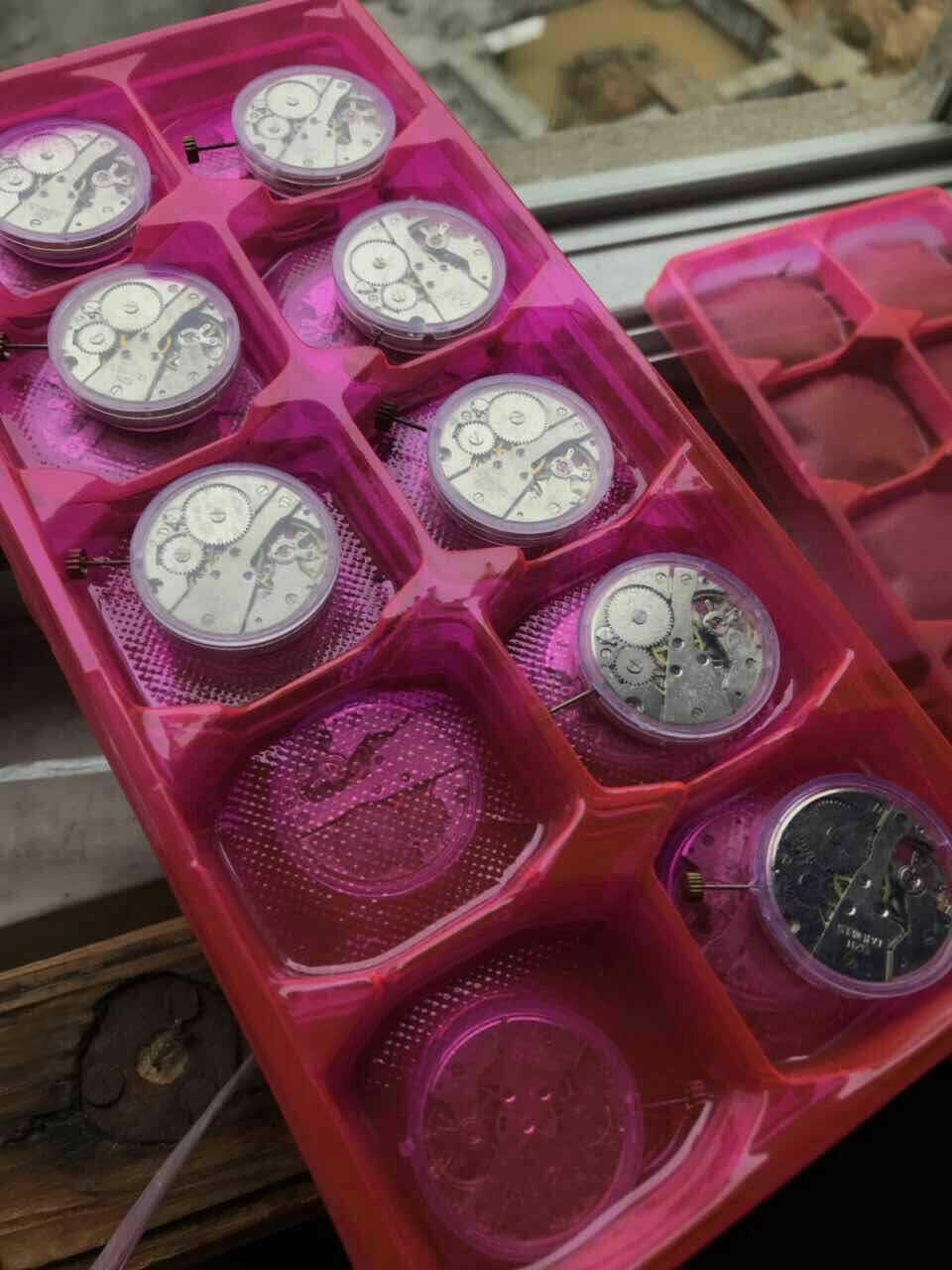 The inventory has not used the class 7120 movement movement hands with no guarantee