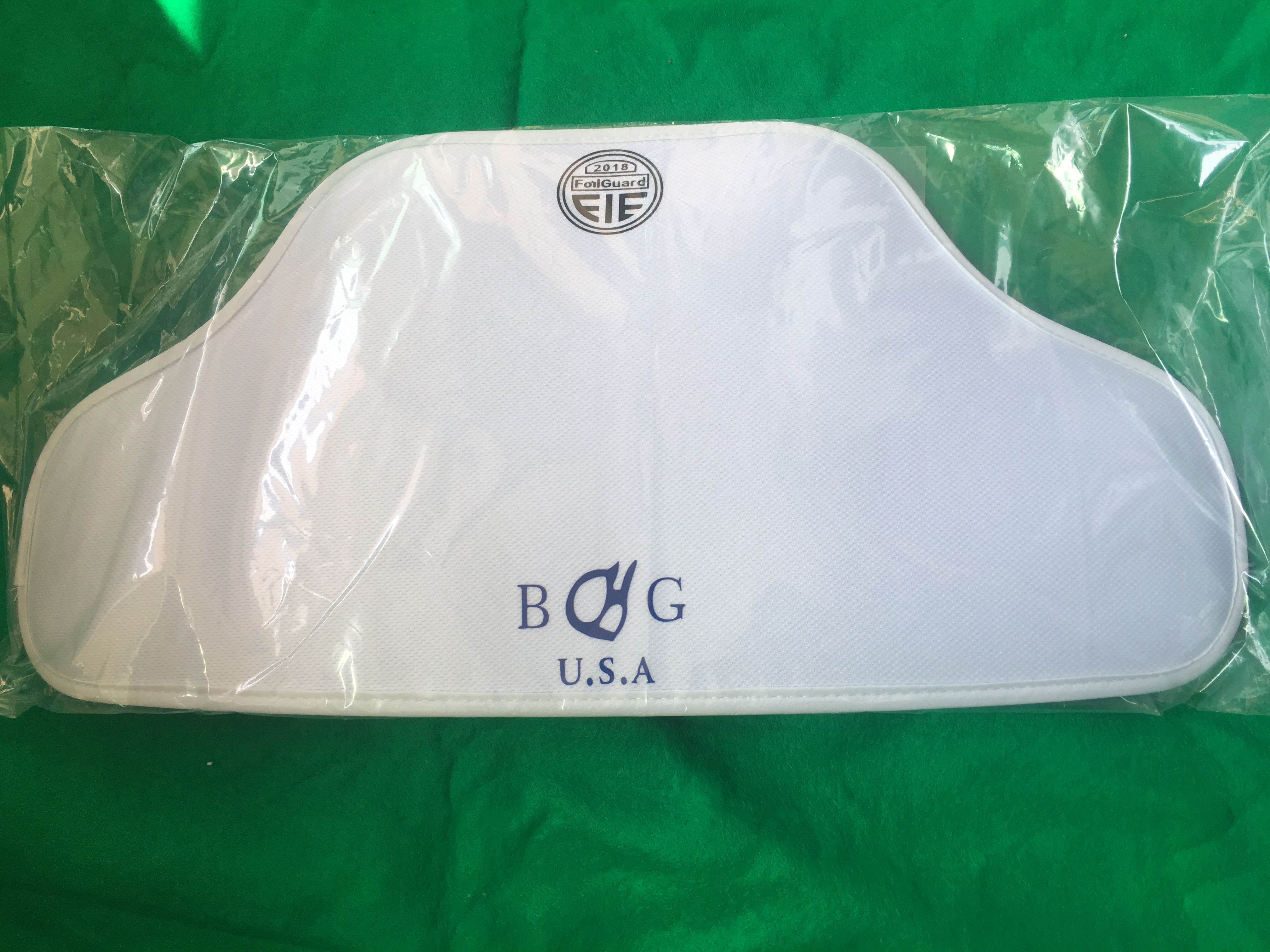 Shanghai Jianli Jijian equipment Fencing chest guard FIE chest guard meets the requirements of international competitions