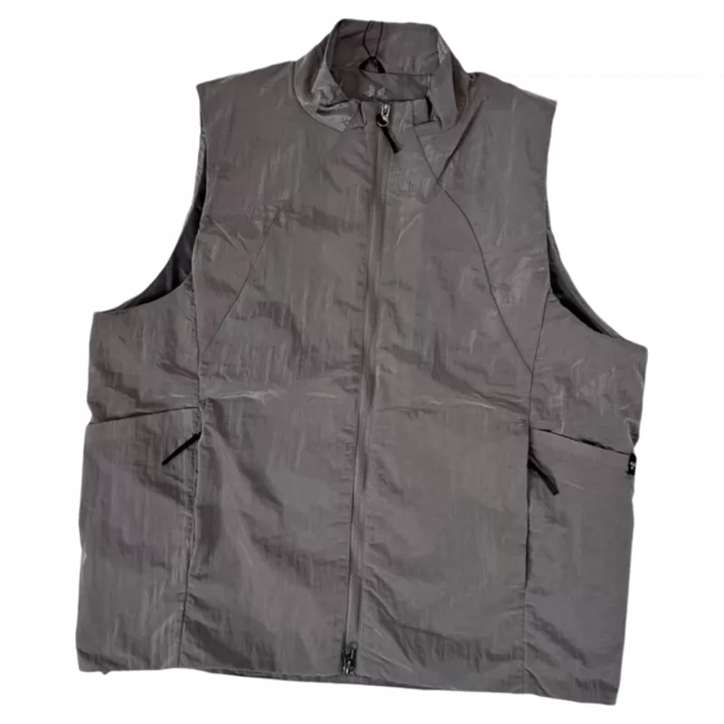 Goldwin Japanese-Style Outdoor Functional Vest with Back Pockets for Storage, Made of Tear-Resistant and Waterproof Nylon, Unisex Vest Goldwin Japanese-Style Outdoor Functional Vest with Back Pockets for Storage, Made of Tear-Resistant and Waterproof Nylon, Unisex Vest
