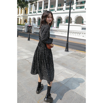  French socialite dress female 2021 new autumn Korean version of chiffon polka dot retro long-sleeved Hepburn with coat skirt
