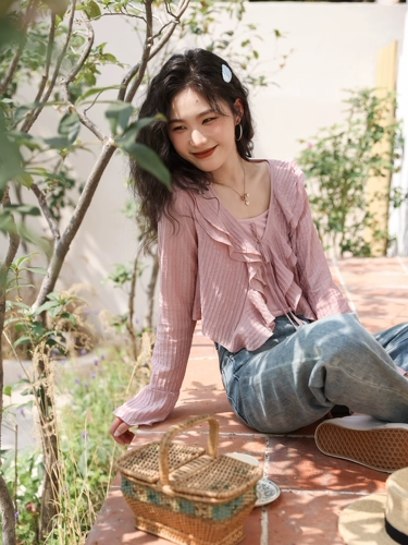 Весенний комплект, ретро топ с чашечками, кардиган