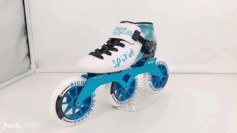 Genie Entry-level Speed Wheels Skating Shoes Professional Speed Skating Shoes Men and women Children's race speed Large three-wheeled carbon fiber four wheels