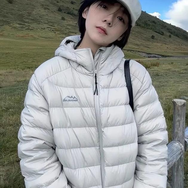 Winter Short down Jacket for Women 2025 New White Duck down Couple's Lightweight Loose Hooded Coat for Petite Sizes Winter Short down Jacket for Women 2025 New White Duck down Couple's Lightweight Loose Hooded Coat for Petite Sizes