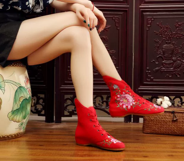 Giày khiêu vũ vuông Booties nữ 2018 mùa thu và mùa đông mới Bắc Kinh cũ vải thêu giày đế mềm đế xuồng khiêu vũ quốc gia - Khiêu vũ / Thể dục nhịp điệu / Thể dục dụng cụ giày múa bale