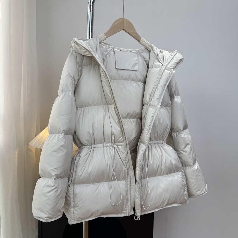 New Winter down Jacket for Women, Short Style, Petite Size, Loose Fit, Drawstring Waist, Hooded Coat, Korean Style Puffer Jacket