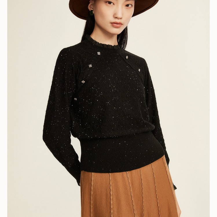 New Arrival Yujia 3D Embossed Lace Patchwork Jacquard Knit Pullover 8C62306266 Silk Thread