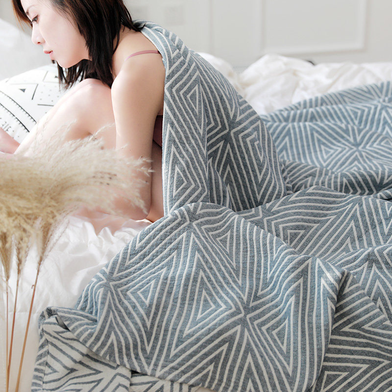 Daily Single All-cotton Cloth Quilt Grown-up Afternoon Couch Cover Blanket Summer Fur Towels Quilted Pure Cotton Single Double Blanket Bed Linen