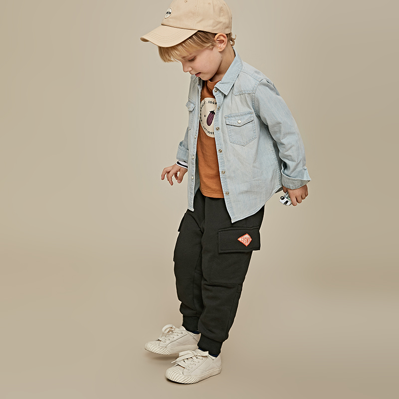 Bông chú boy denim trẻ em áo sơ mi áo khoác cotton dài tay áo cô gái không khí ánh sáng denim jacket màu xanh.