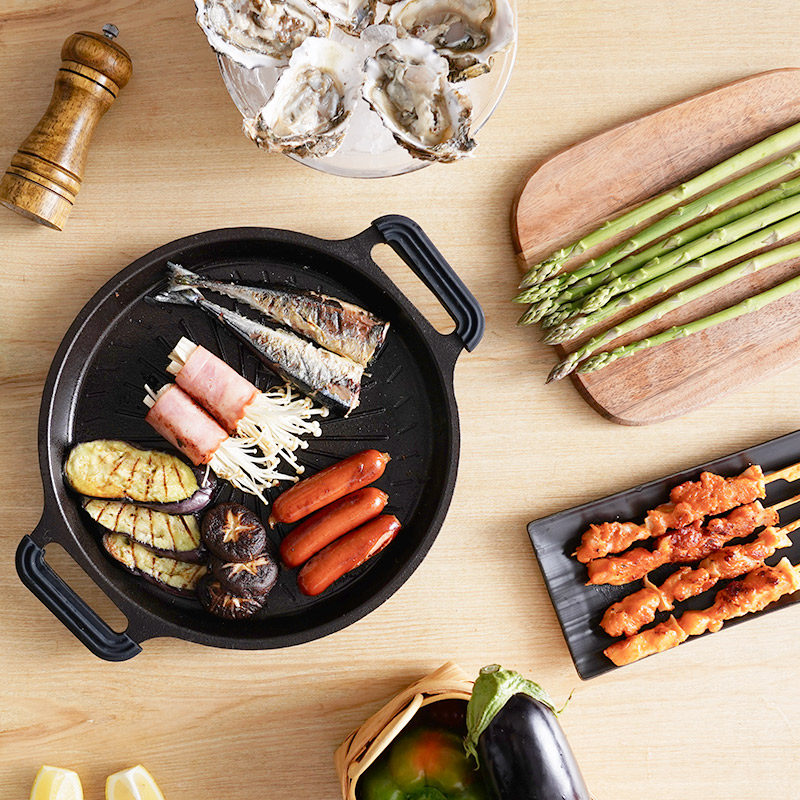 Zhiwu cooking round cast iron grill pan household 27cm uncoated iron plate barbecue plate barbecue fried steak multi-function plate