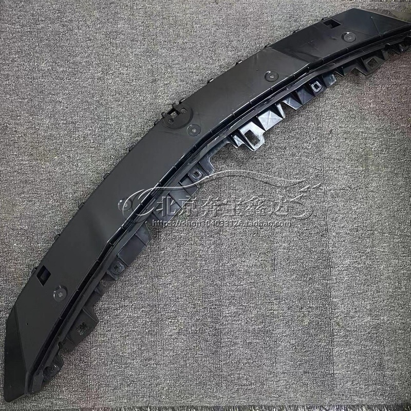 Suitable for Mercedes-Benz Cla260 Cla220 Cla200 Cla Front Bumper Upper Bracket, Front Bumper Upper Cover, Fixing Bracket Suitable for Mercedes-Benz Cla260 Cla220 Cla200 Cla Front Bumper Upper Bracket, Front Bumper Upper Cover, Fixing Bracket
