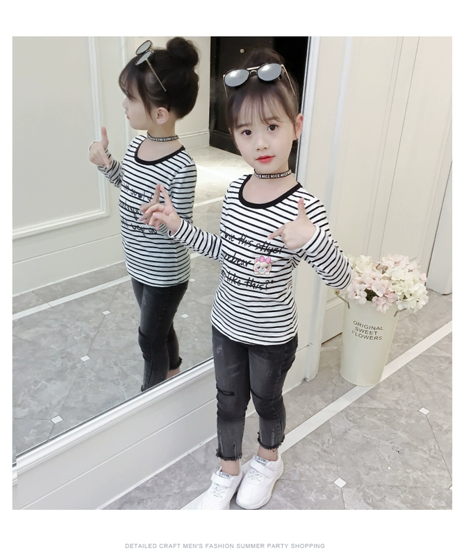 7 bé gái mặc 6 mùa thu và mùa xuân 8 áo thun cotton dài tay t máu chạm đáy áo nhỏ 5 trong các bé gái lớn 丅 9-11 bé gái mười tuổi cửa hàng quần áo trẻ em