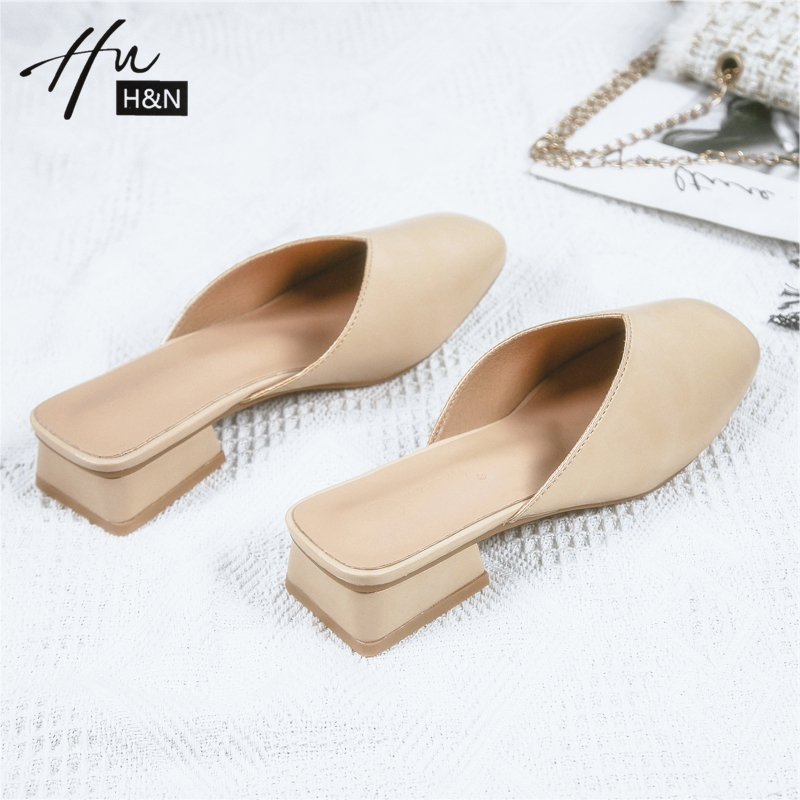 Baotou half slippers women's outer wear 2021 new fashion net red temperament soft leather small size sandals without heel single shoes women