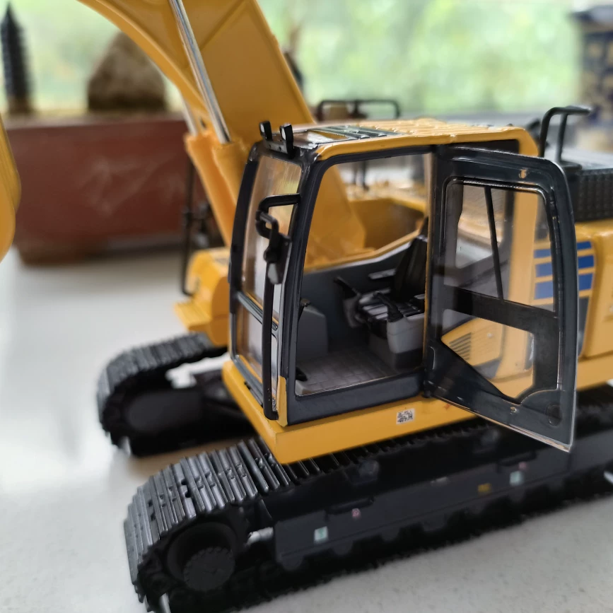 Оригинал 1:43KOMATSU Комatsu PC200-11 экскаватор модель PC200-8 экскаватор сплав модель