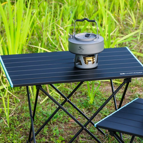 На открытом воздухе алюминиевый сплав сплав с сплавным сплавным столом