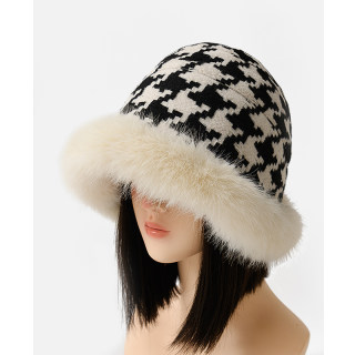 Women's Winter New Houndstooth Thickened Mongolian Hat, Ear-Protecting Cold-Proof Hat, Warm Face-Slimming Fisherman Hat