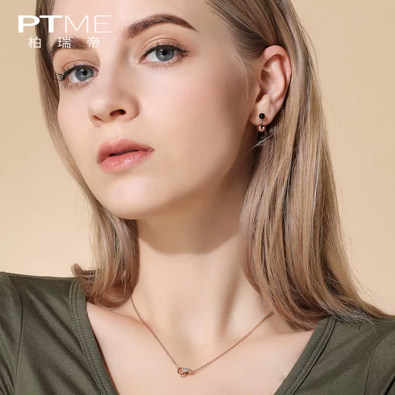 Design universal earrings, silver 925 sample, trend of season, internet celebrity