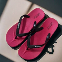 2045 красный с узором «елочка» на один размер меньше