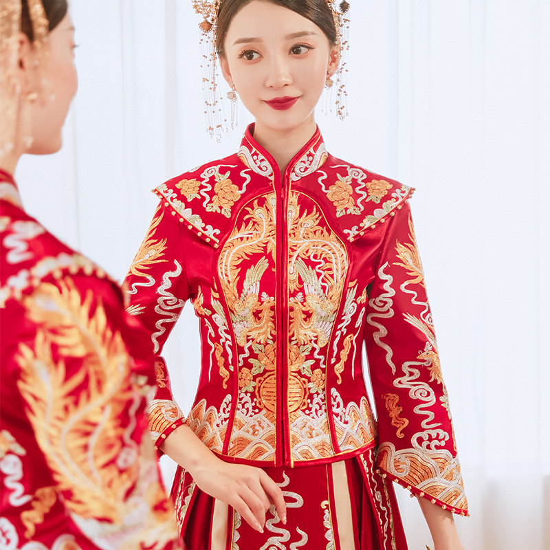 Show and suit bride 2022 new Chinese wedding gown atmosphere high-end show and female summer Longfeng hanging clothes