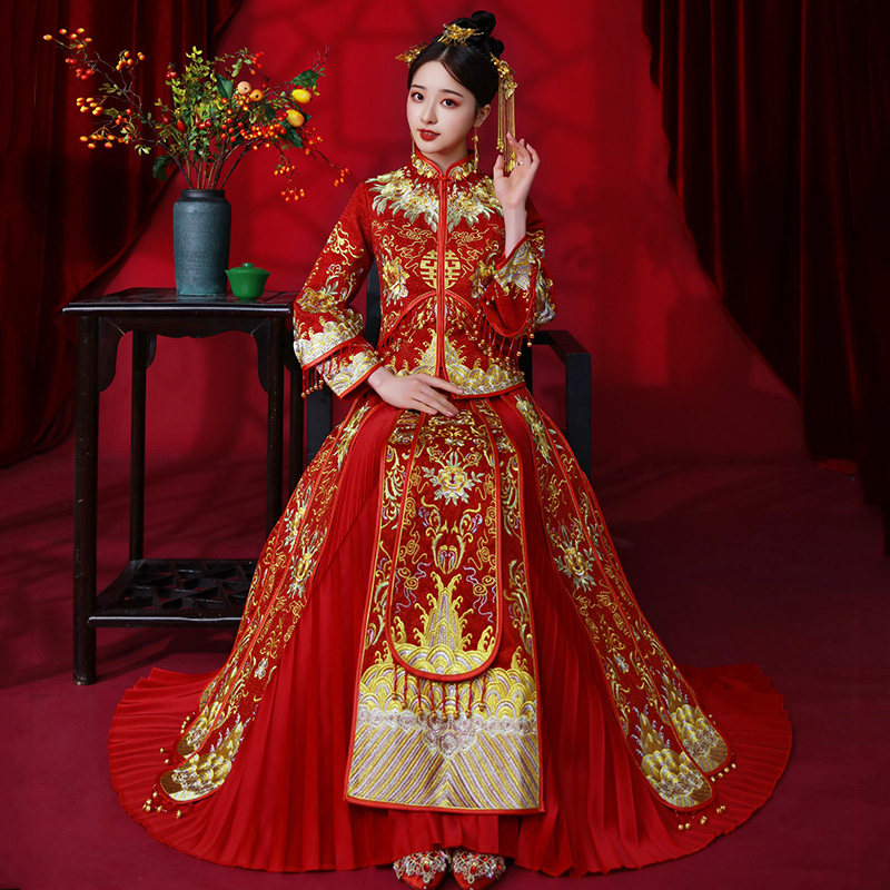 Show and suit 2022 new Chinese wedding dress bridal wedding gown with thin spring wedding dress Chinese Wind Wo Show Women