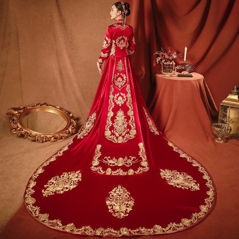 Show Wo Costume Bride 2022 new Fengguan Xia, wedding gown wedding gown tug trailing show and Chinese wind