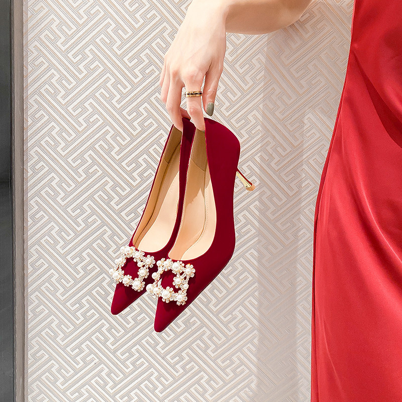 Chinese rhinestone pearl square buckle red high-heeled shoes wedding shoes Xiuhe wedding dress two-wear bridal shoes 2022 autumn and winter new