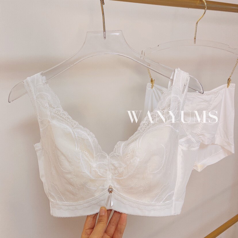 Spring and summer new ultra-thin lace adjustable underwear soft steel ring bra big breasts show small collection auxiliary breasts anti-sagging gather