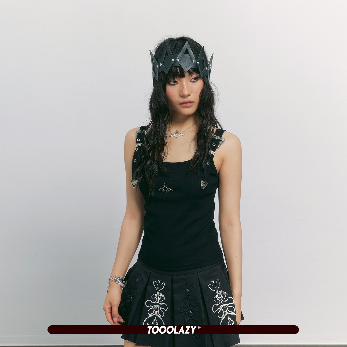 [Clearance Sale - 40% Off] TOOOLAZY Street Punk Slim Fit Tank Top, Black, Women's