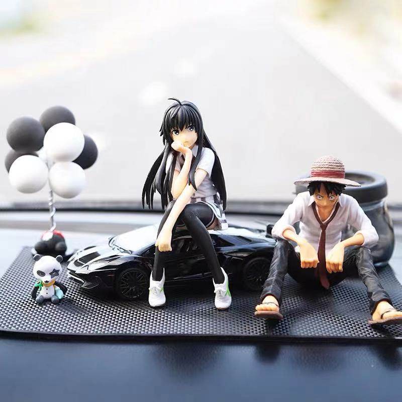 Men's high-end car ornaments in the car center console model car interior decoration supplies Daquan car Rufu beautiful girl