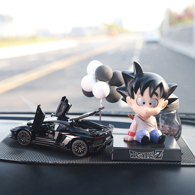 Car ornaments suitable for Mercedes-Benz BMW high-end car men's perfume car aromatherapy decorations car cartoon characters