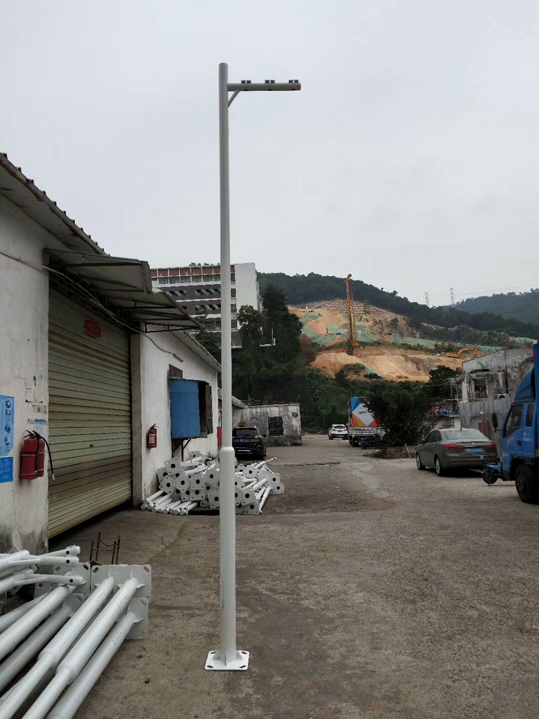 Water level meter antenna fixed rod rod rod river sewage 3 m 4 m monitoring stand - in box