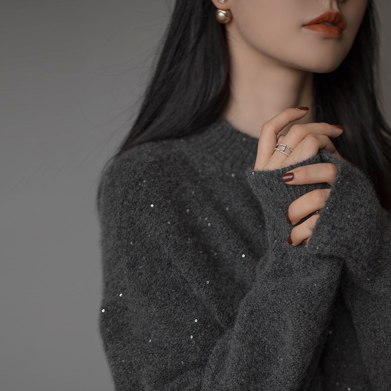 Autumn and Winter 2026 New Loose-Fitting Outerwear Sequin Starry Sky Raccoon Velvet Round Neck Sweater Pullover Gray Base Knitwear for Women