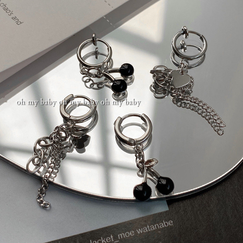 No earholes can also be worn with black cherry chain loving earrings earrings earring earrings with a sweet and cool 100 lap