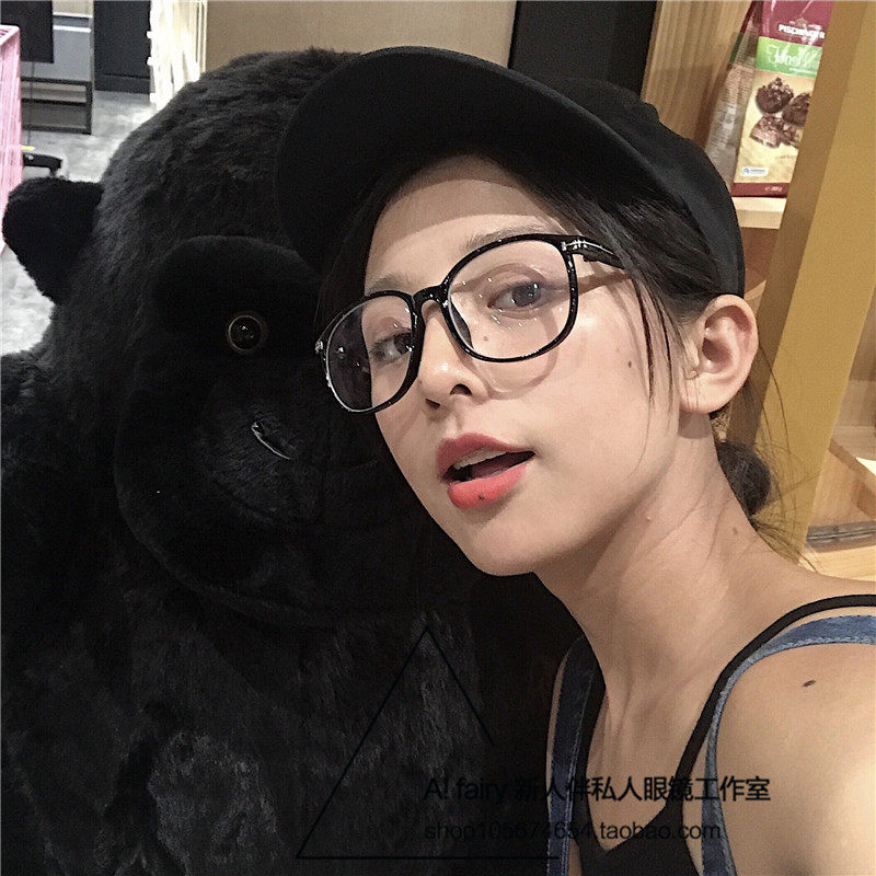 South Korea's new processing literature and art Harajuku net red Wang Liuwen same style female transparent plain mirror myopia frame retro male
