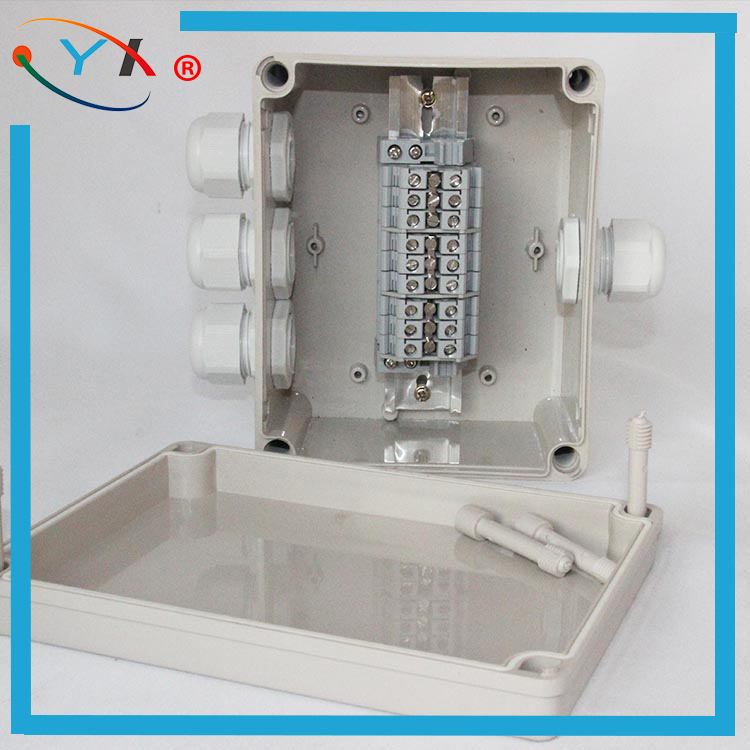 200 200 * 150 * 100 in three out waterproof junction box outdoor cable splitting wire box 6 flat 9 bits UK terminal box
