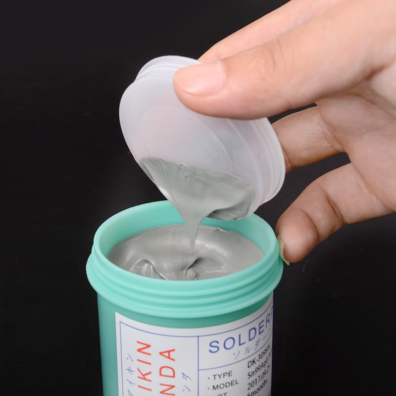 Senju has lead solder paste smt high school low temperature patch solder paste LED no-wash lead-free solder paste back to furnace solder paste